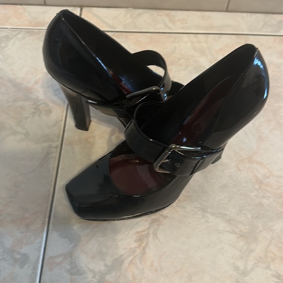 Jessica Simpson Patent Leather Heels- Mary Jane Style - Picture 5 of 6
